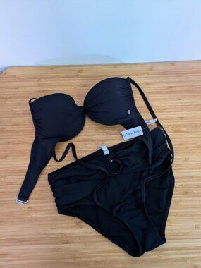 La Vie En Rose Black Bikini – Top NWT, Bottom New Without Tags